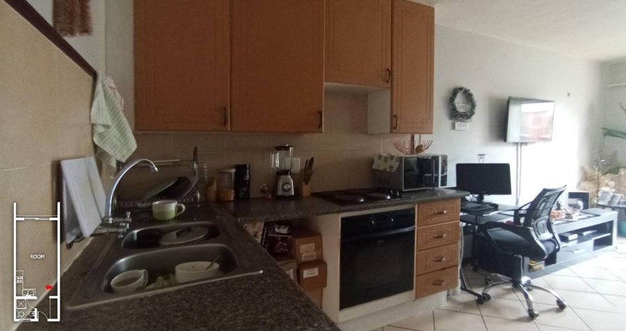 1 Bedroom Property for Sale in Noordwyk Gauteng