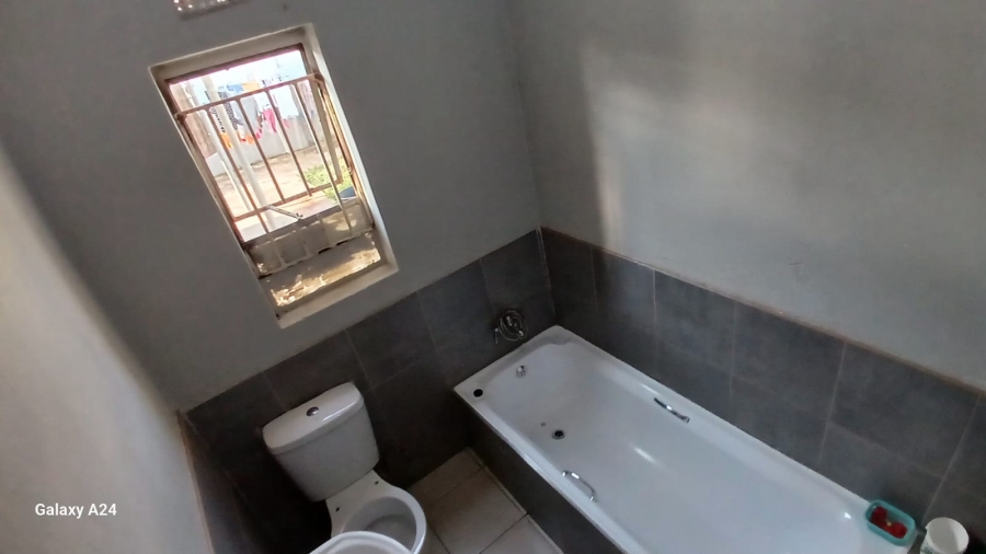 3 Bedroom Property for Sale in Rosettenville Gauteng