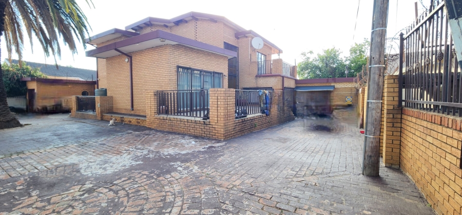 3 Bedroom Property for Sale in Laudium Gauteng