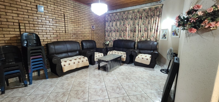3 Bedroom Property for Sale in Laudium Gauteng