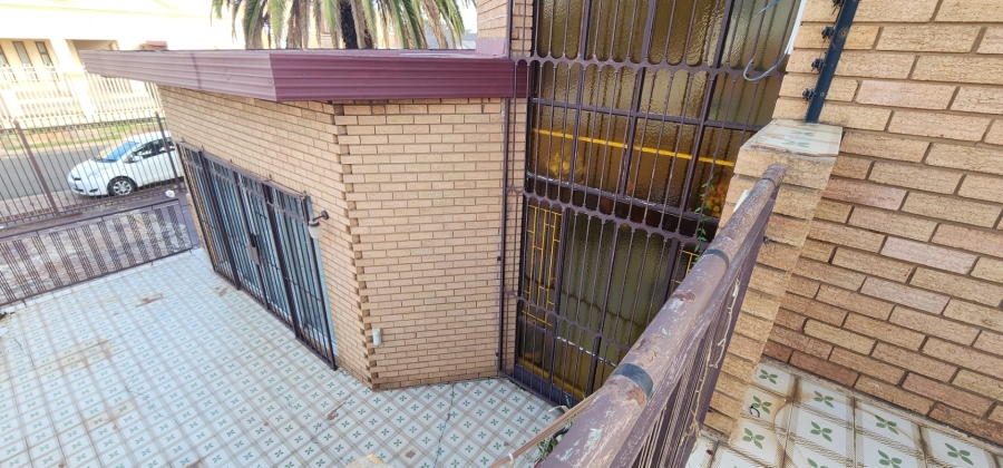 3 Bedroom Property for Sale in Laudium Gauteng