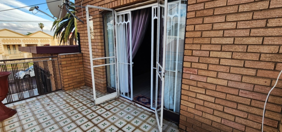3 Bedroom Property for Sale in Laudium Gauteng