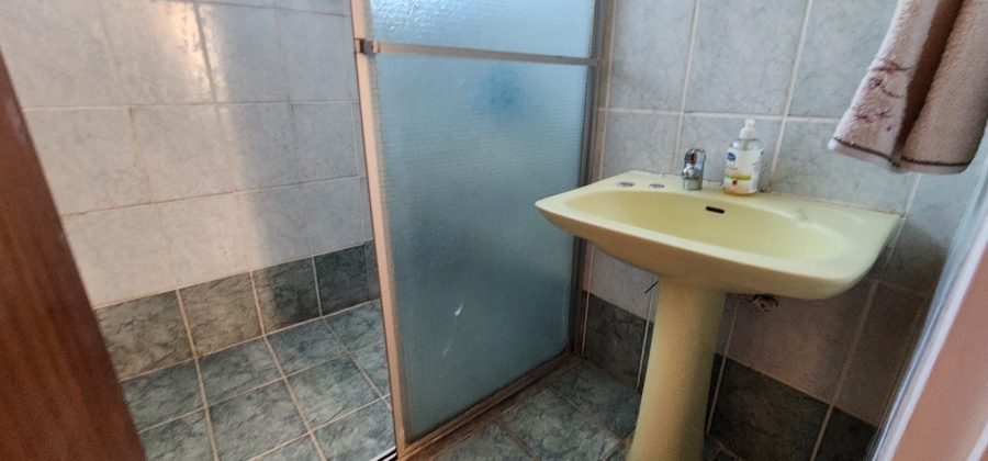 8 Bedroom Property for Sale in Laudium Gauteng