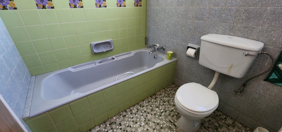 8 Bedroom Property for Sale in Laudium Gauteng