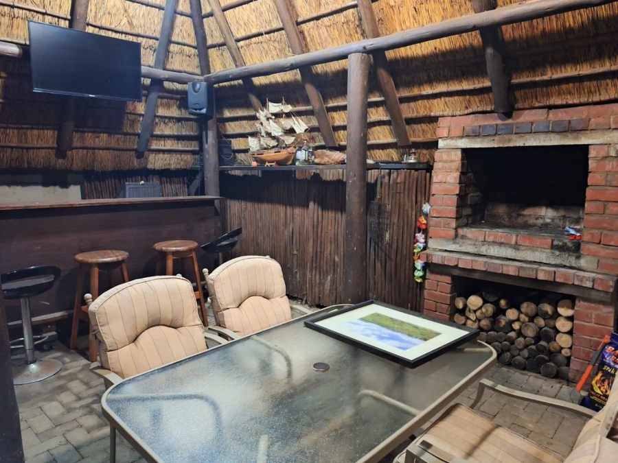 4 Bedroom Property for Sale in Moregloed Gauteng