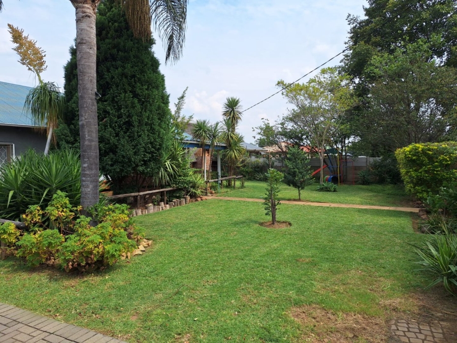 4 Bedroom Property for Sale in Moregloed Gauteng