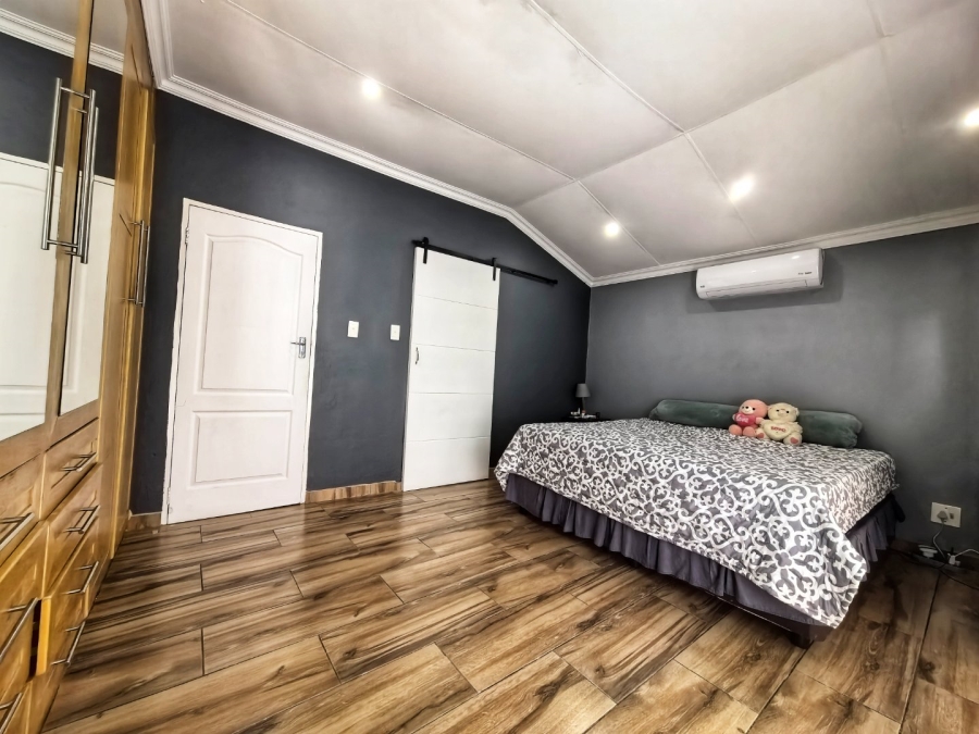 7 Bedroom Property for Sale in Dalpark Ext 1 Gauteng