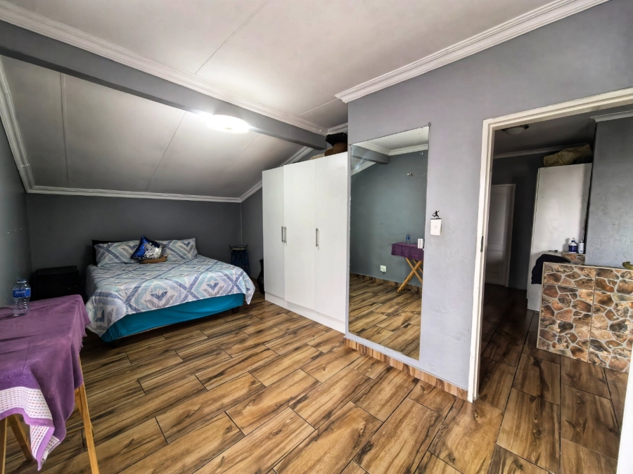 7 Bedroom Property for Sale in Dalpark Ext 1 Gauteng