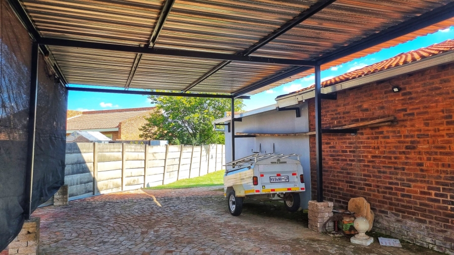 7 Bedroom Property for Sale in Dalpark Ext 1 Gauteng
