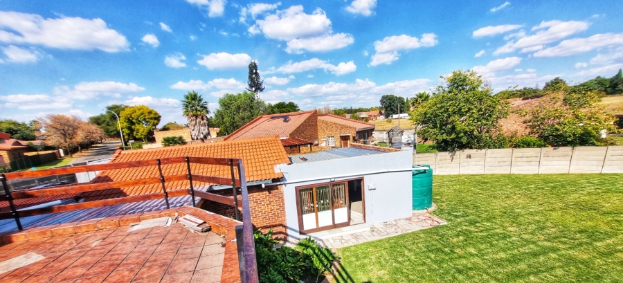 7 Bedroom Property for Sale in Dalpark Ext 1 Gauteng