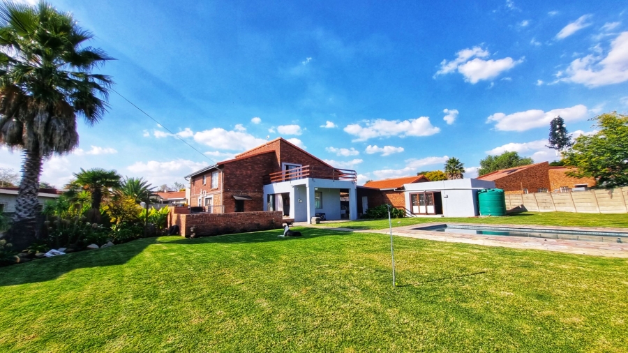 7 Bedroom Property for Sale in Dalpark Ext 1 Gauteng