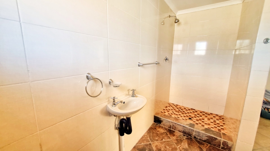 7 Bedroom Property for Sale in Dalpark Ext 1 Gauteng