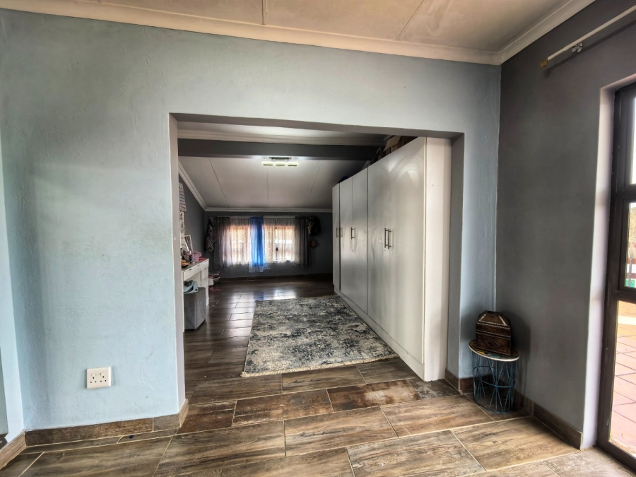 7 Bedroom Property for Sale in Dalpark Ext 1 Gauteng