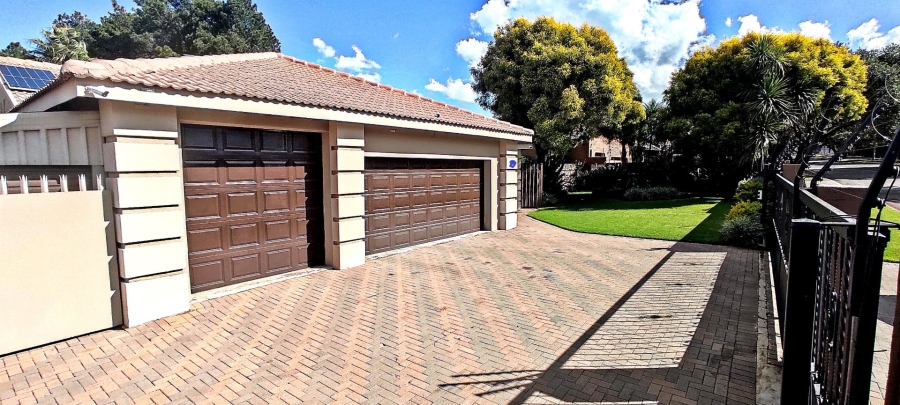 3 Bedroom Property for Sale in Vanderbijlpark SE 4 Gauteng