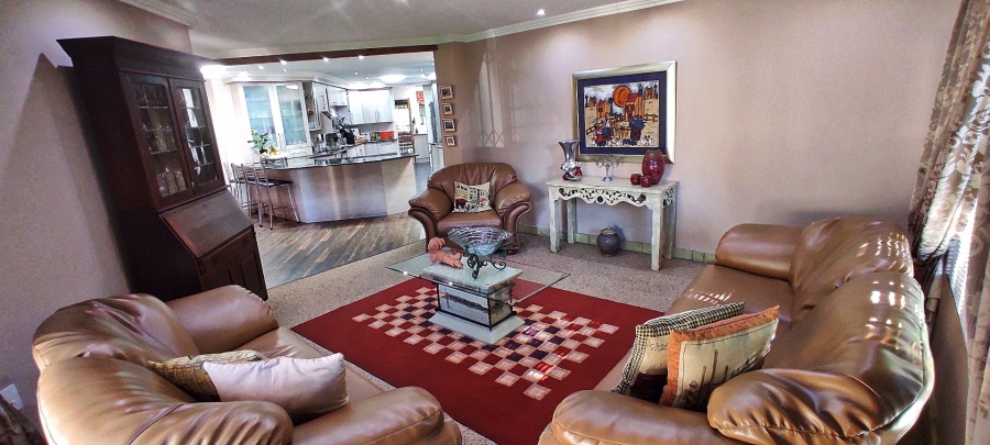 3 Bedroom Property for Sale in Vanderbijlpark SE 4 Gauteng