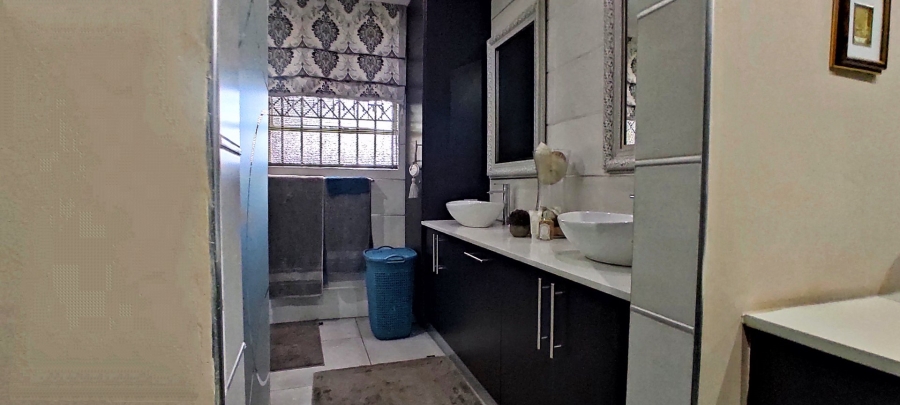 3 Bedroom Property for Sale in Vanderbijlpark SE 4 Gauteng