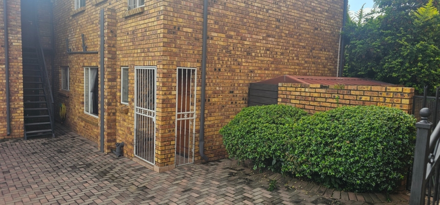 4 Bedroom Property for Sale in Amberfield Gauteng
