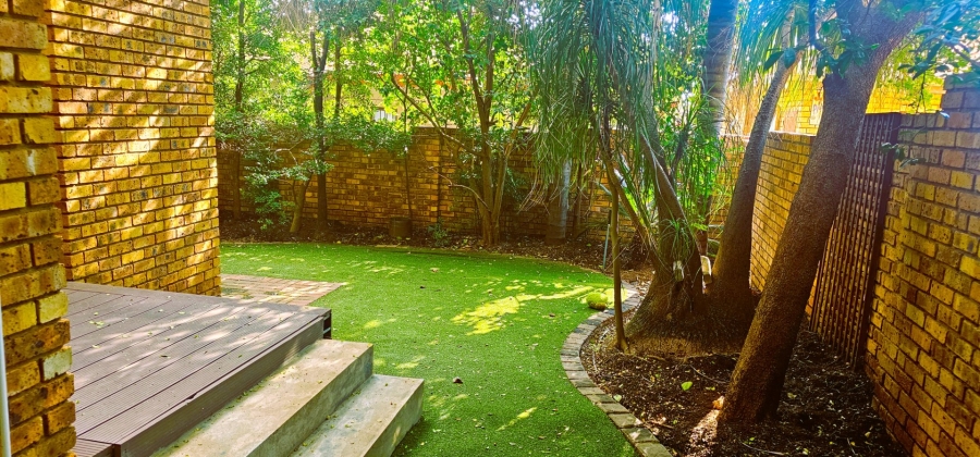 4 Bedroom Property for Sale in Amberfield Gauteng