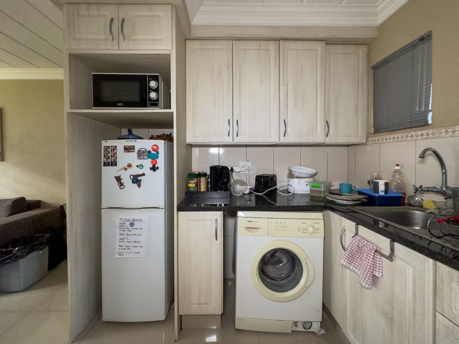2 Bedroom Property for Sale in Groenkloof Gauteng