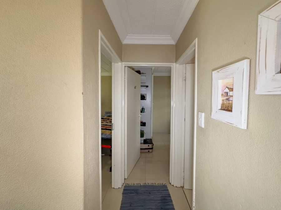 2 Bedroom Property for Sale in Groenkloof Gauteng