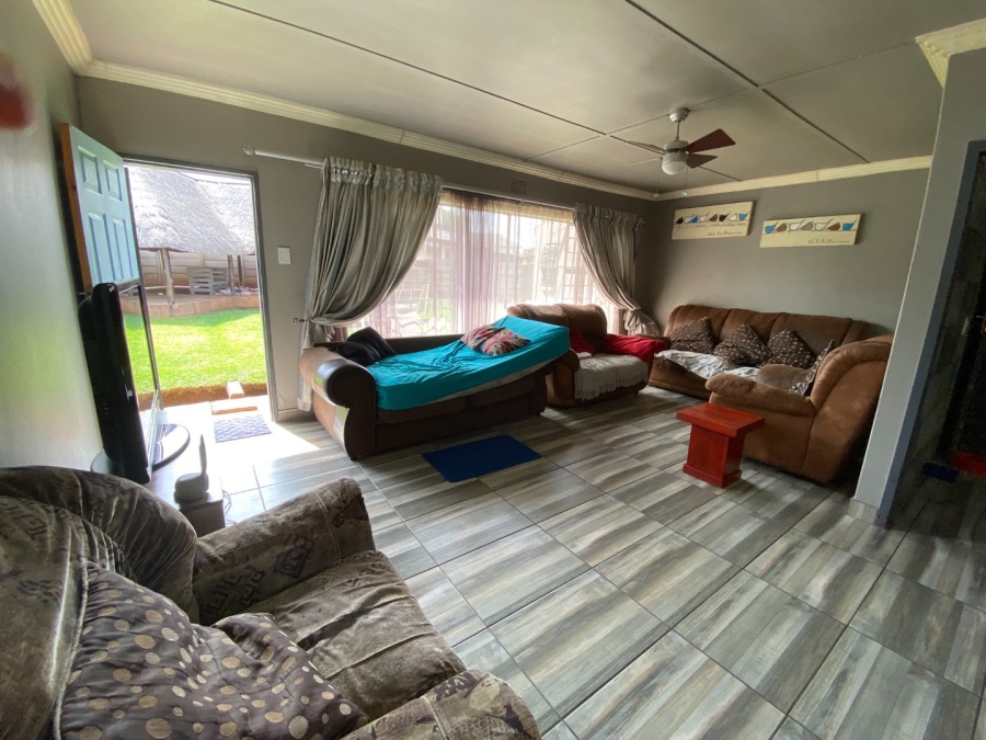 3 Bedroom Property for Sale in Minnebron Gauteng
