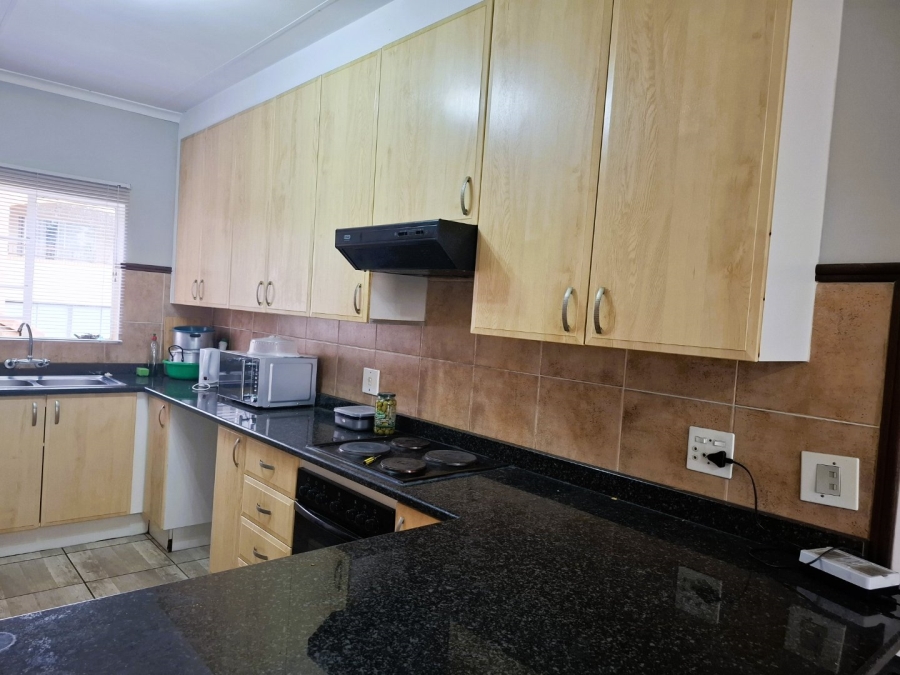 To Let 3 Bedroom Property for Rent in Equestria Gauteng