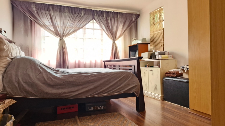 3 Bedroom Property for Sale in Crosby Gauteng