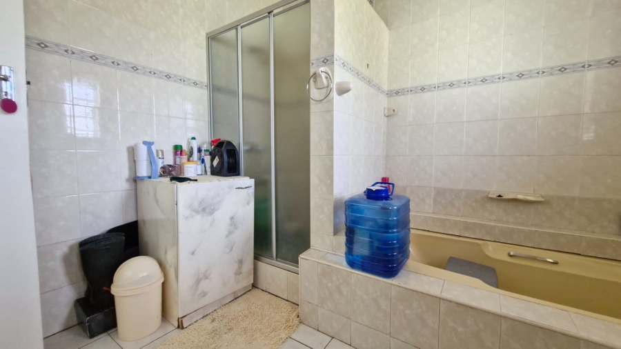 3 Bedroom Property for Sale in Crosby Gauteng