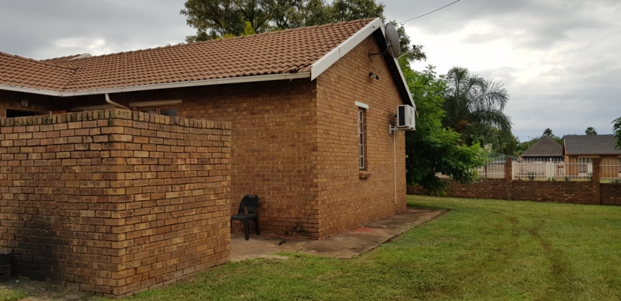 5 Bedroom Property for Sale in Montana Gauteng