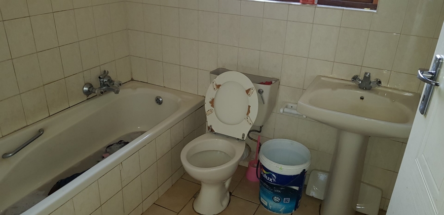 5 Bedroom Property for Sale in Montana Gauteng