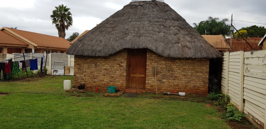 5 Bedroom Property for Sale in Montana Gauteng