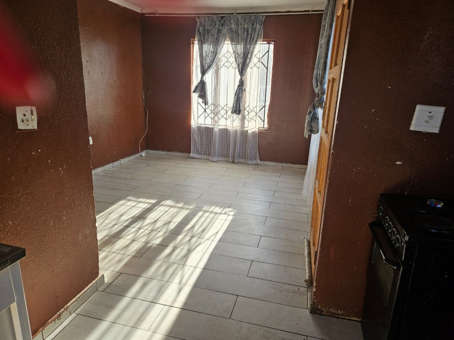 2 Bedroom Property for Sale in Chief A. Luthuli Park Gauteng