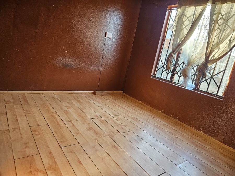 2 Bedroom Property for Sale in Chief A. Luthuli Park Gauteng