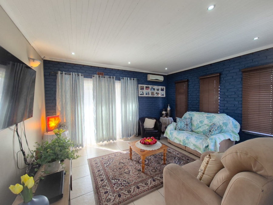 3 Bedroom Property for Sale in Vanderbijlpark SE 2 Gauteng