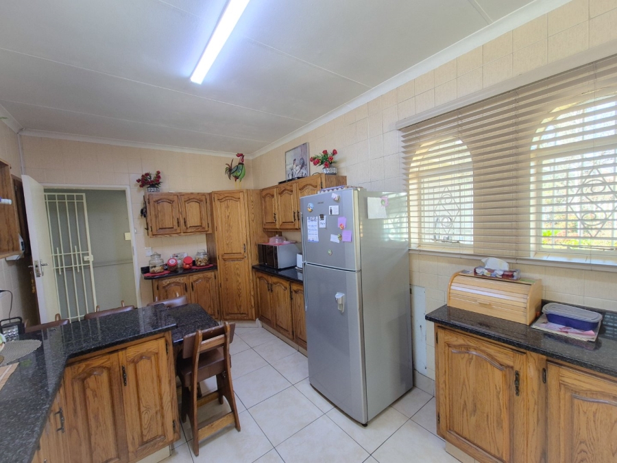 3 Bedroom Property for Sale in Vanderbijlpark SE 2 Gauteng