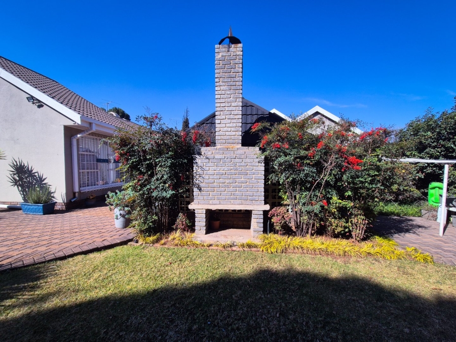 3 Bedroom Property for Sale in Vanderbijlpark SE 2 Gauteng