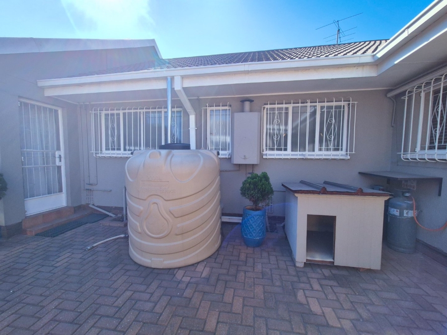 3 Bedroom Property for Sale in Vanderbijlpark SE 2 Gauteng
