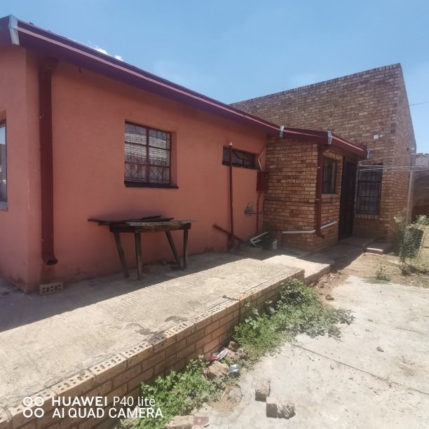 5 Bedroom Property for Sale in Soshanguve H Gauteng