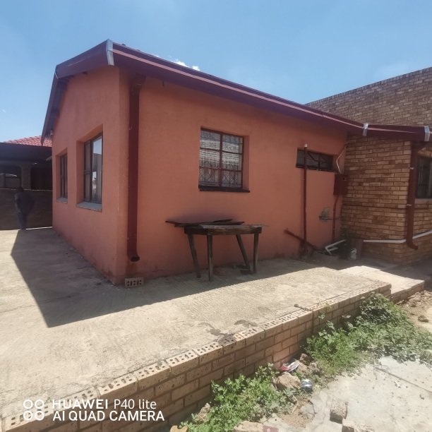 5 Bedroom Property for Sale in Soshanguve H Gauteng