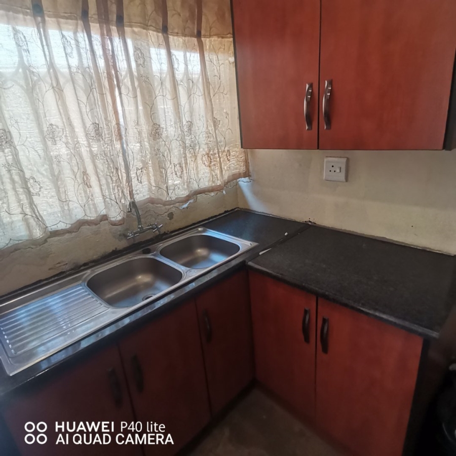 5 Bedroom Property for Sale in Soshanguve H Gauteng