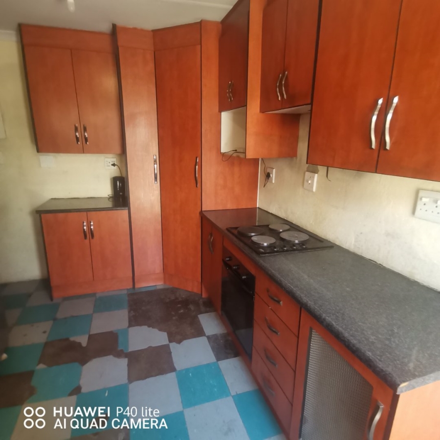5 Bedroom Property for Sale in Soshanguve H Gauteng