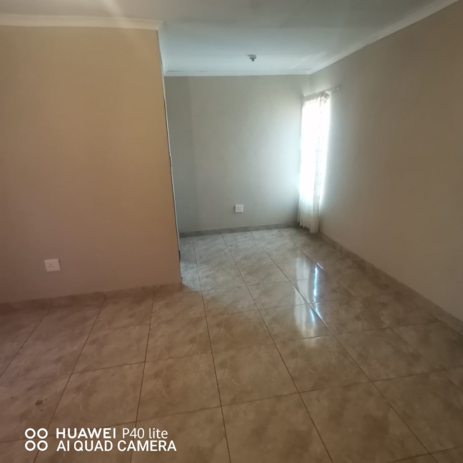 5 Bedroom Property for Sale in Soshanguve H Gauteng