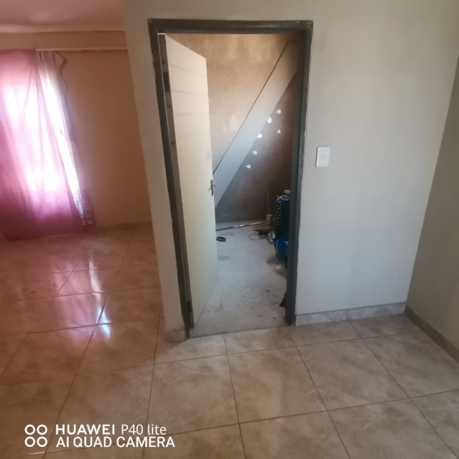 5 Bedroom Property for Sale in Soshanguve H Gauteng
