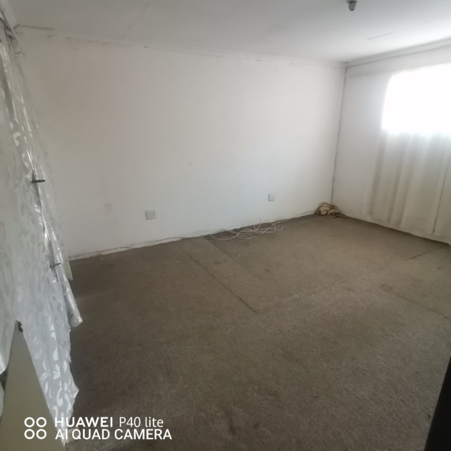 5 Bedroom Property for Sale in Soshanguve H Gauteng