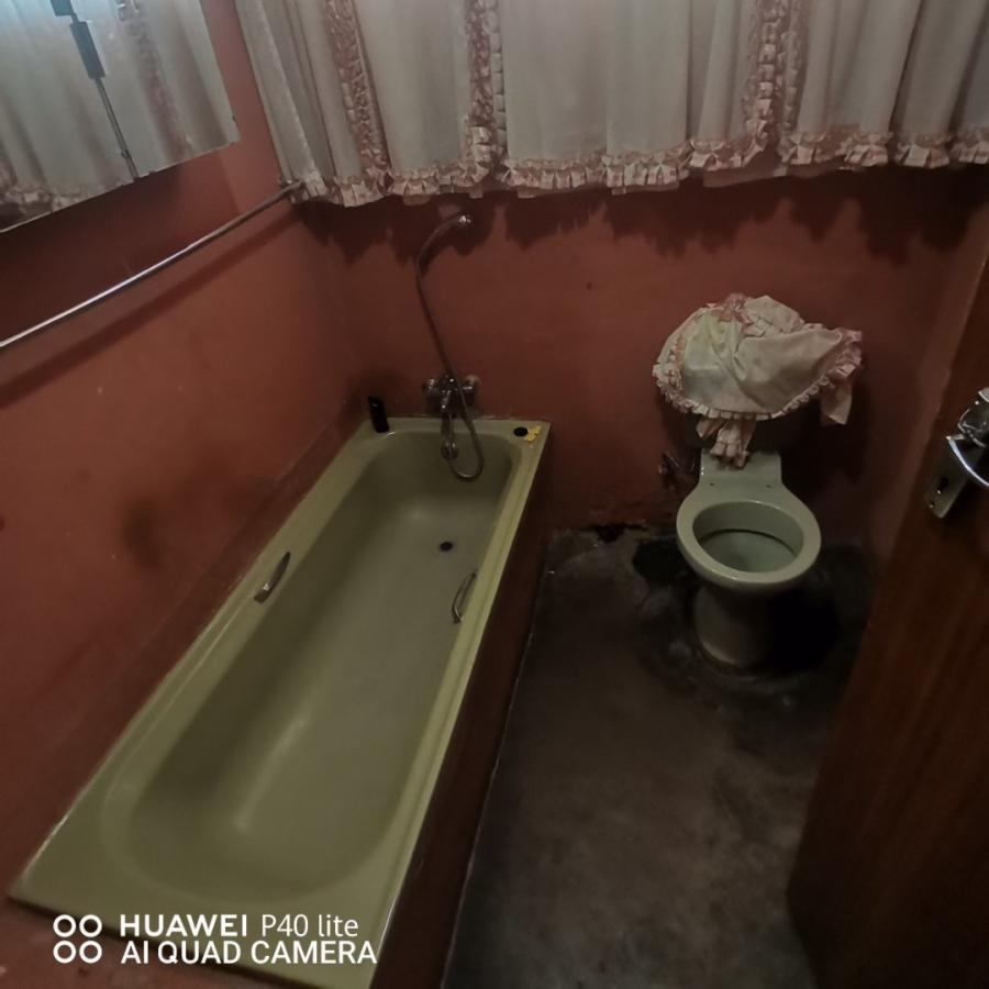 5 Bedroom Property for Sale in Soshanguve H Gauteng