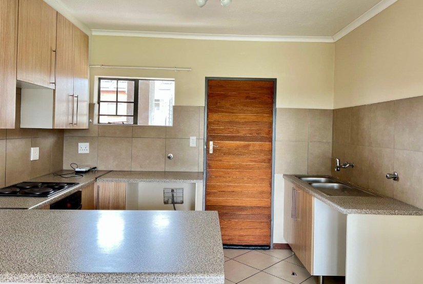 2 Bedroom Property for Sale in Crescent Wood Country Estate Gauteng