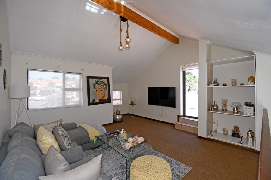 2 Bedroom Property for Sale in Broadacres Gauteng