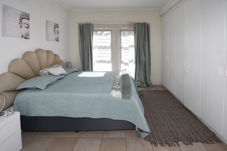 2 Bedroom Property for Sale in Broadacres Gauteng