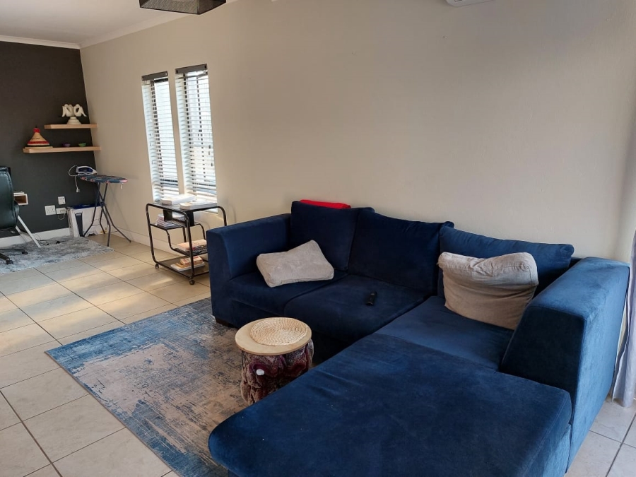 To Let 2 Bedroom Property for Rent in Rivonia Gauteng