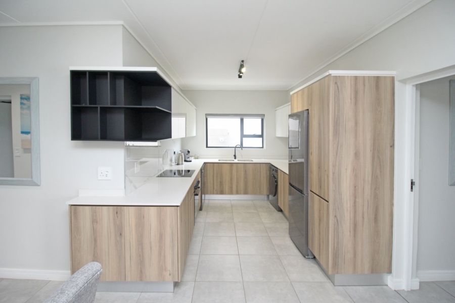 To Let 3 Bedroom Property for Rent in Waterfall Gauteng